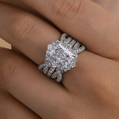 RadianceLuxe™ - Halo Statement Ring